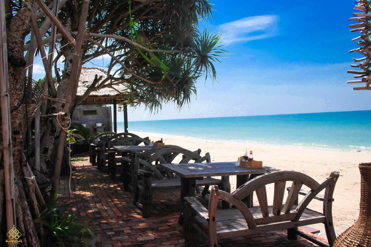 纯净海滩度假酒店 Ko Lanta 外观 照片